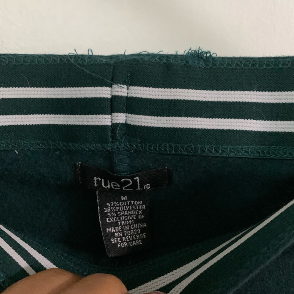 Joggers - Picture 3 of 3
